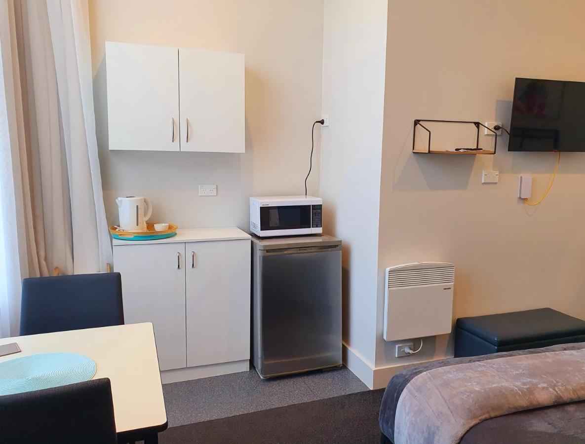 Travel Stay City Hostel Dunedin Exterior photo