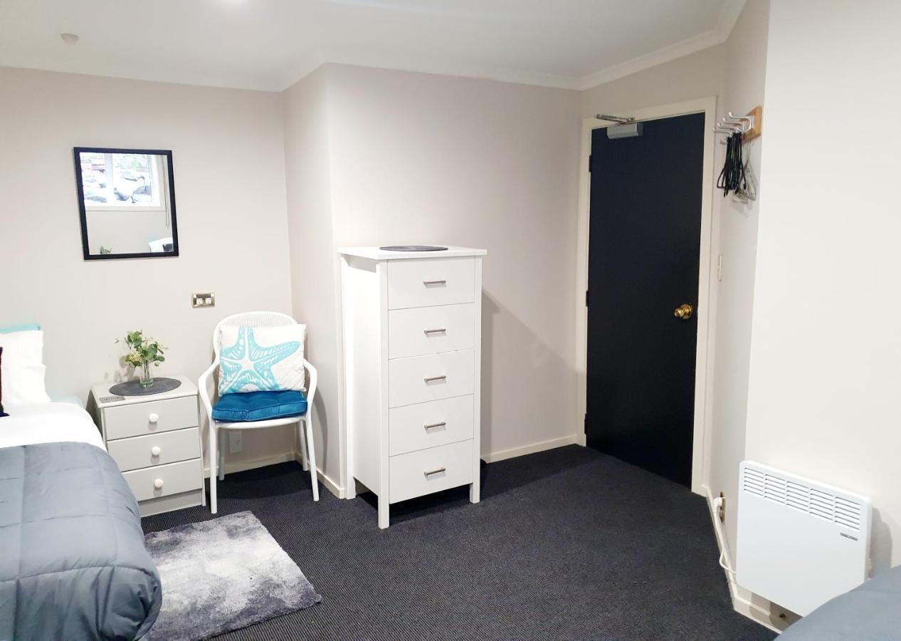 Travel Stay City Hostel Dunedin Exterior photo